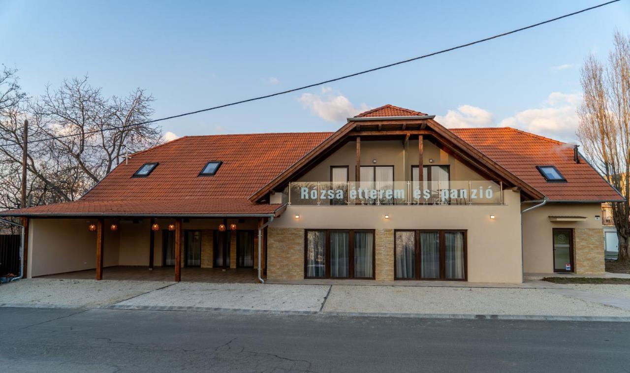 Rozsa Etterem & Panzio Bed & Breakfast Pecs Ngoại thất bức ảnh