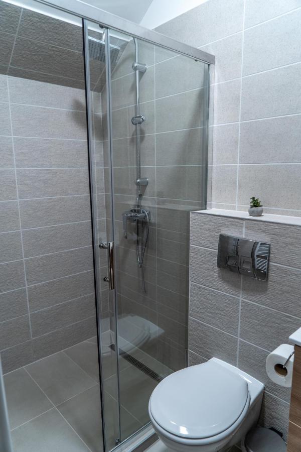 Rozsa Etterem & Panzio Bed & Breakfast Pecs Ngoại thất bức ảnh